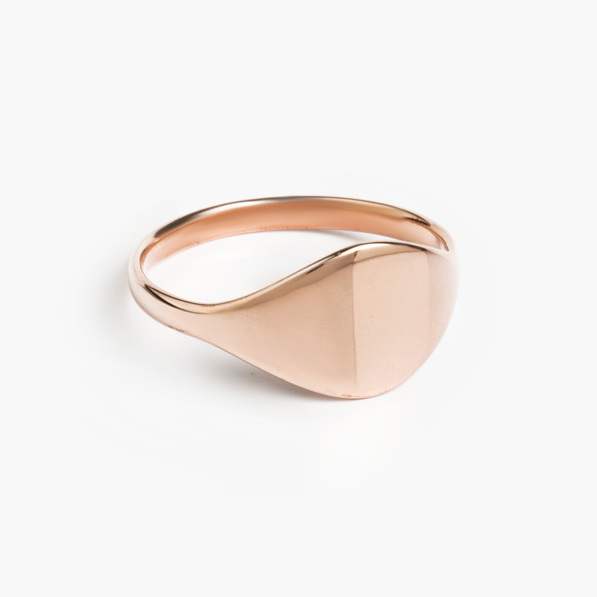 OVAL SIGNET RING - Danelian Jewelry