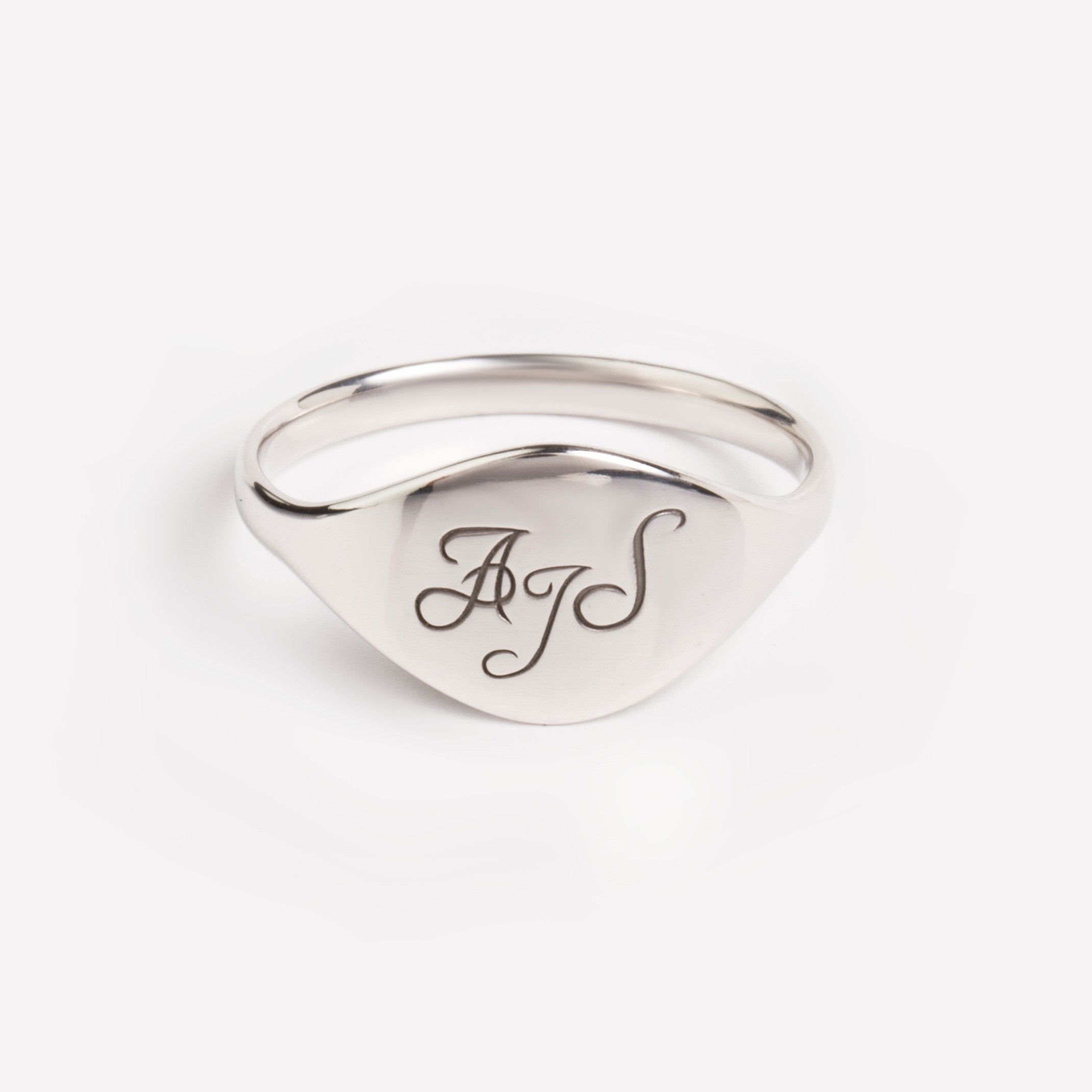 ENGRAVED SIGNET RING - Danelian Jewelry