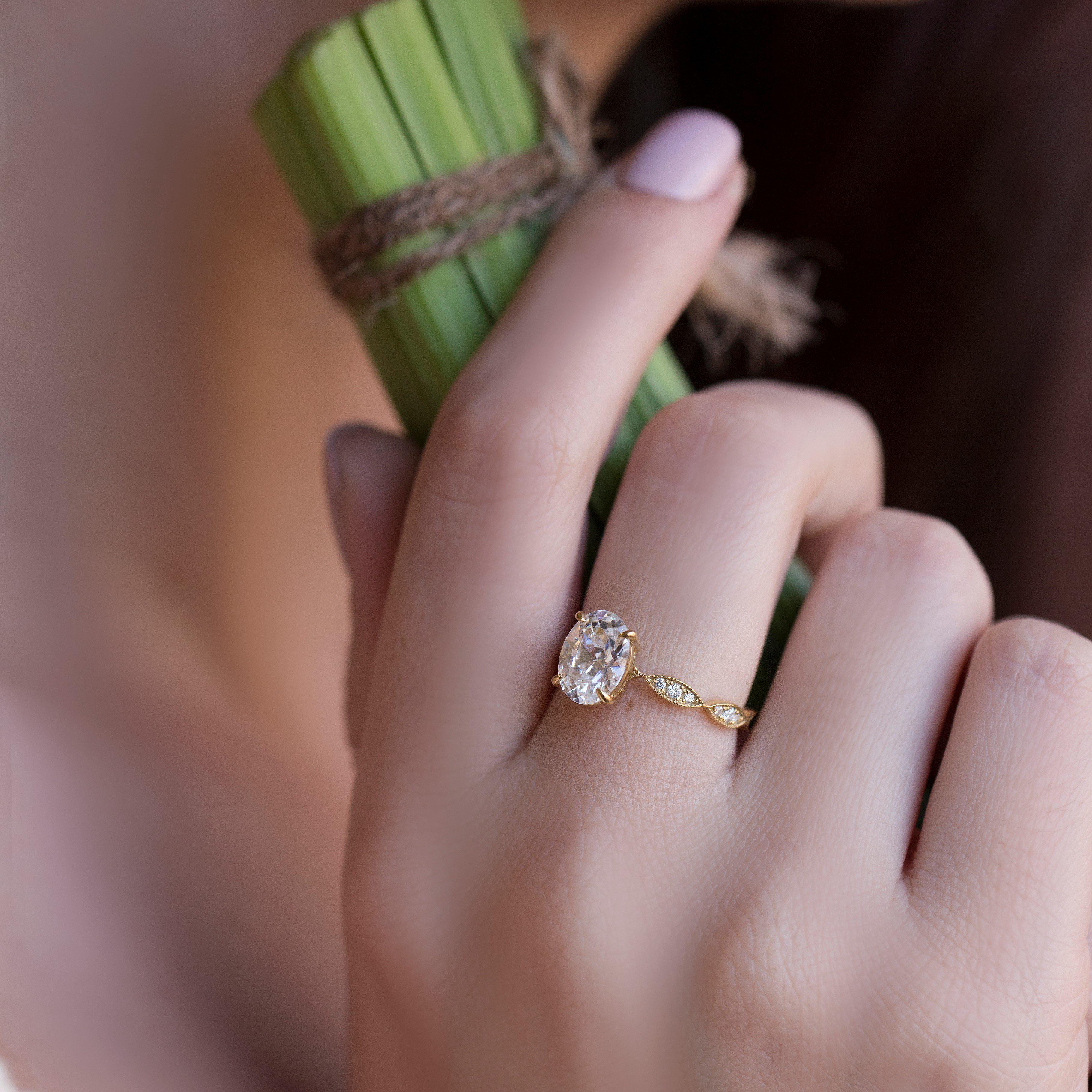 ART DECO DIAMOND RING - Danelian Jewelry