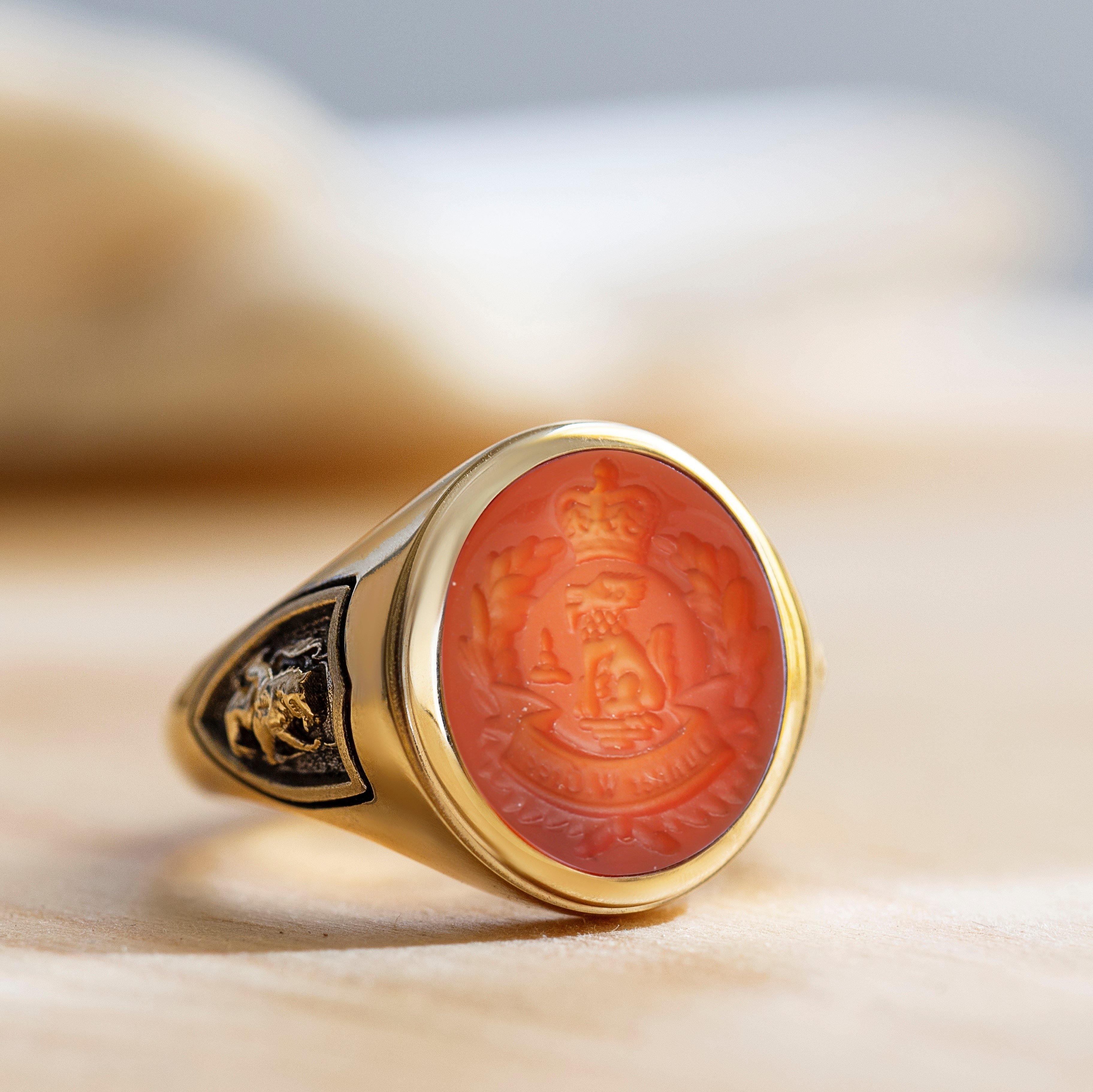 CARNELIAN GUNNER RING - Danelian Jewelry