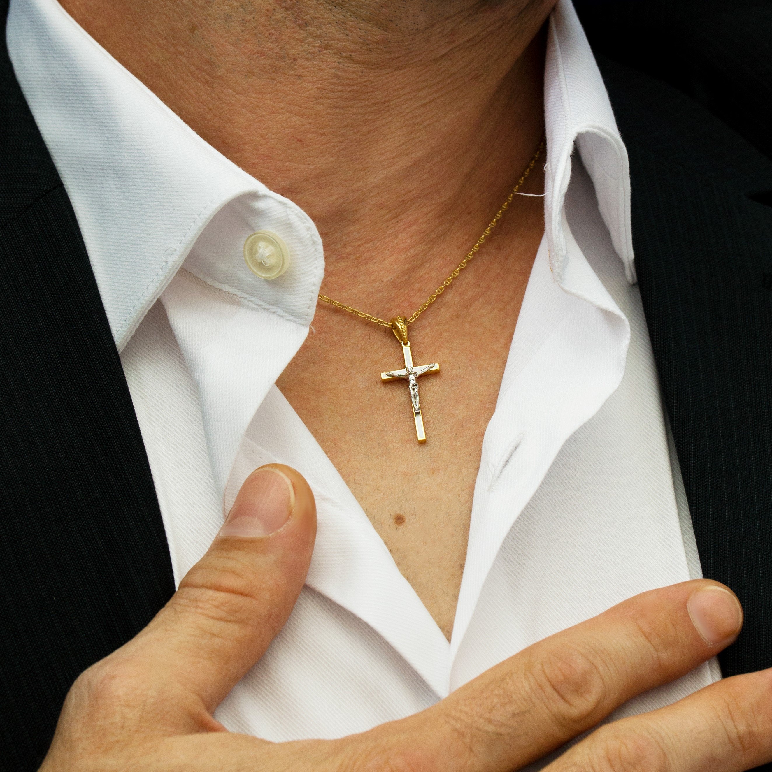 CROSS NECKLACE - Danelian Jewelry