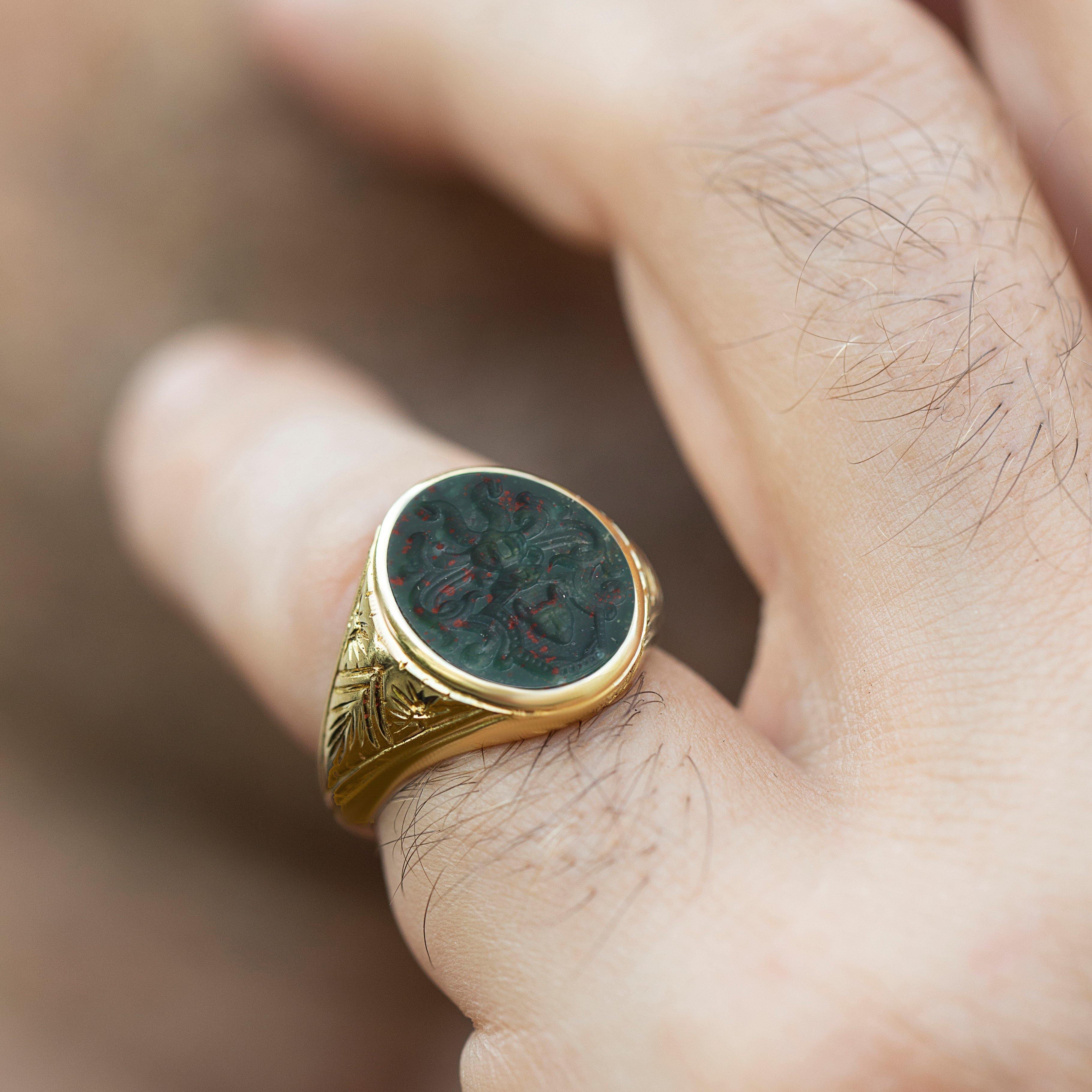 BLOODSTONE FAMILY CREST RING - Danelian Jewelry