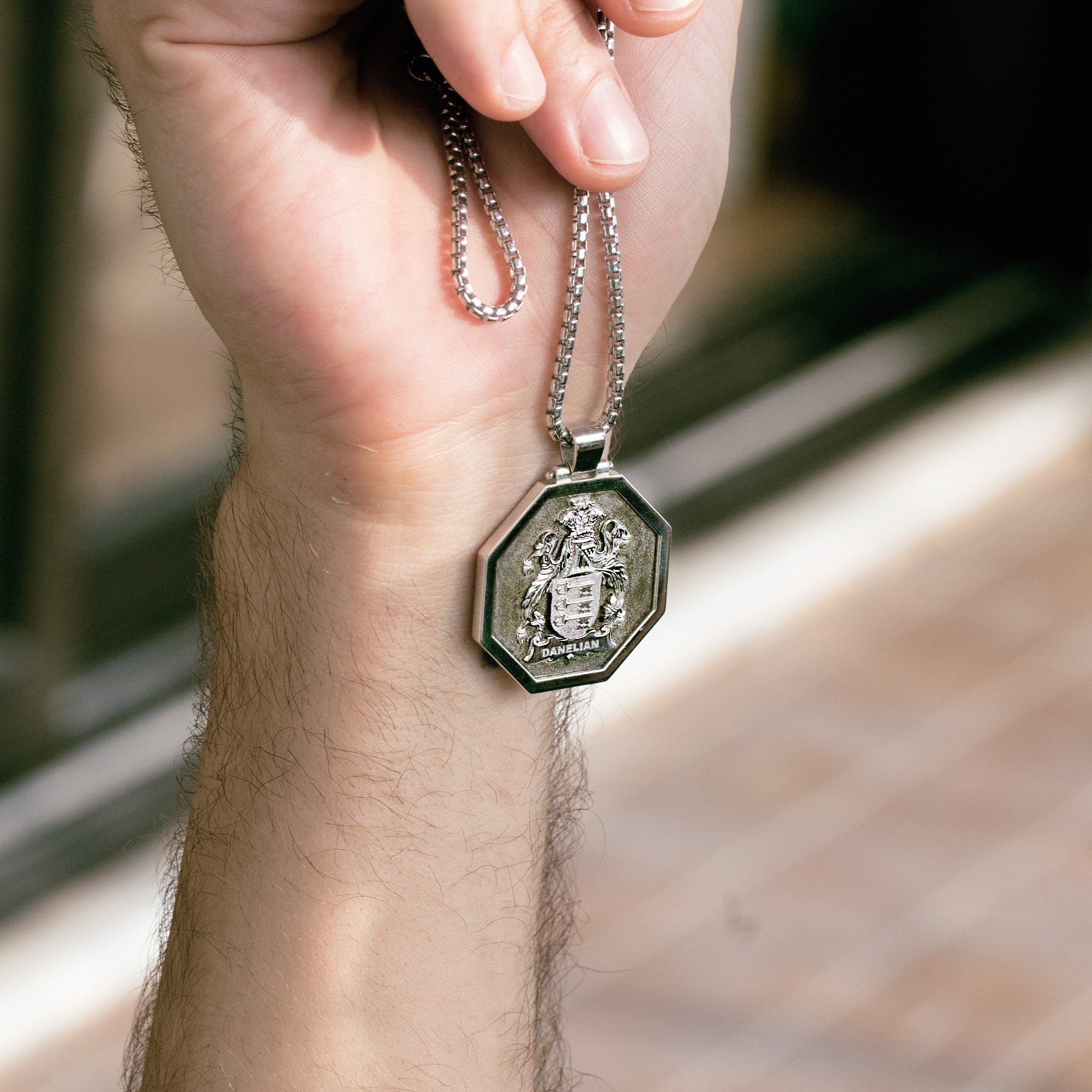 FAMILY CREST NECKLACE - Danelian Jewelry