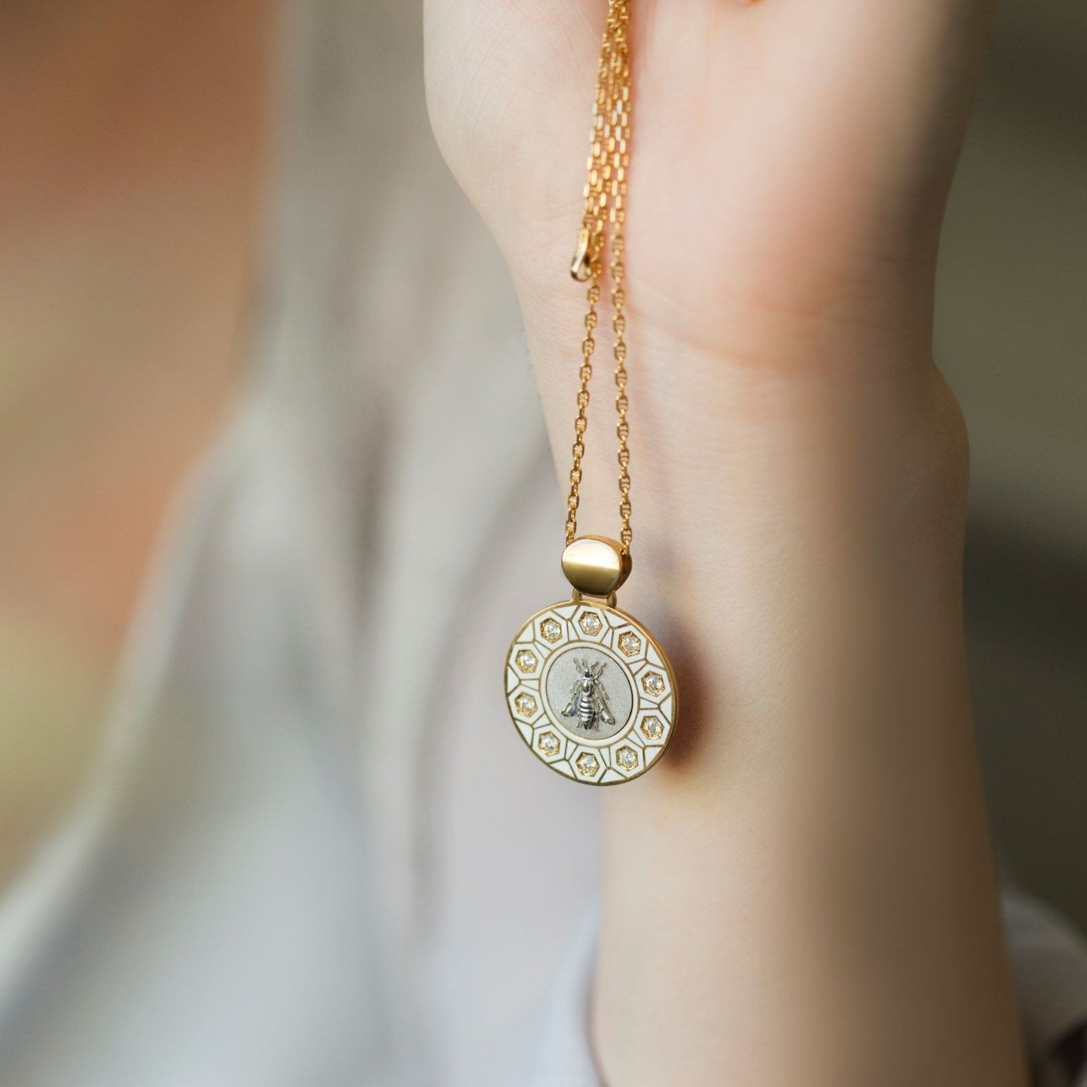 BEE NECKLACE - Danelian Jewelry