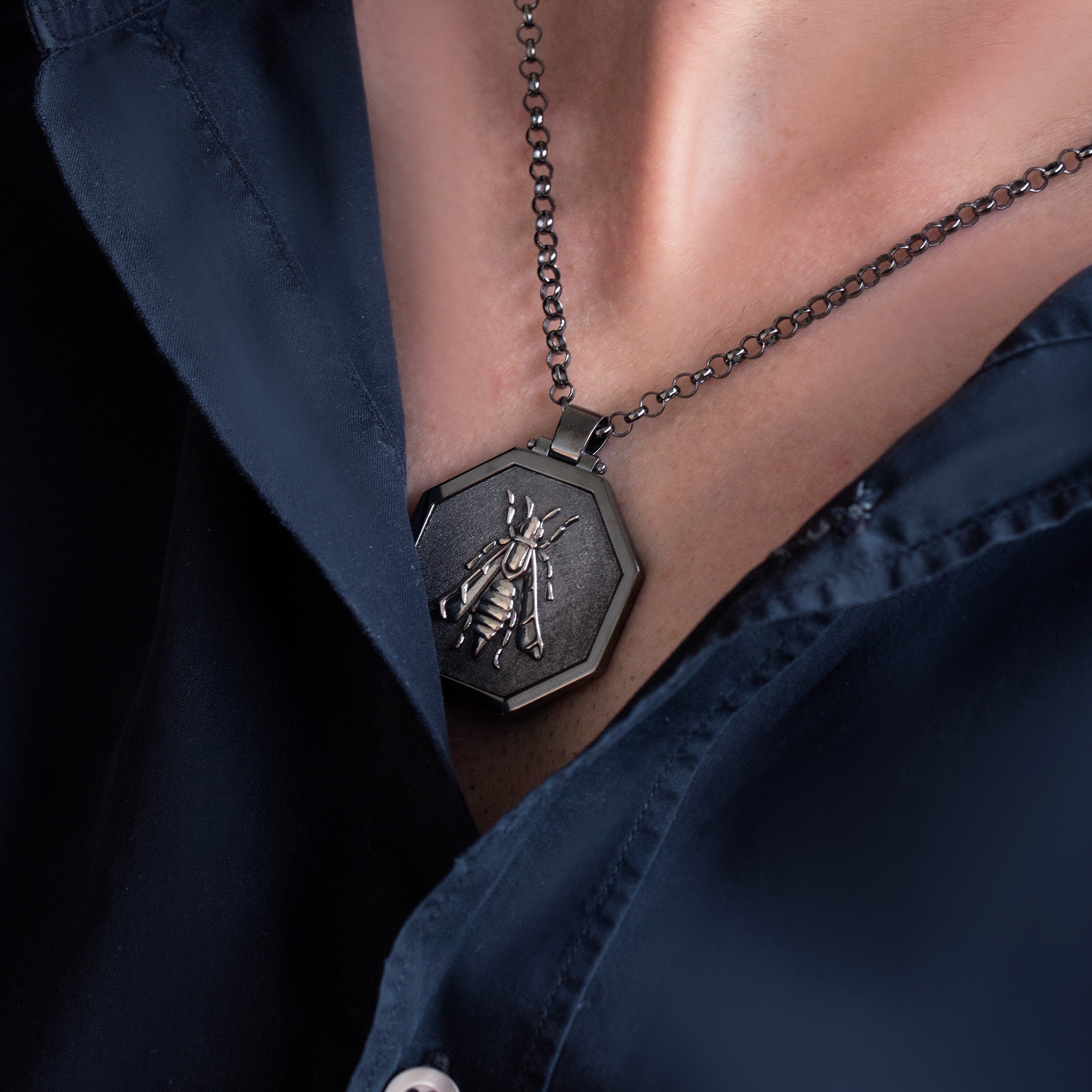 BEE NECKLACE - Danelian Jewelry