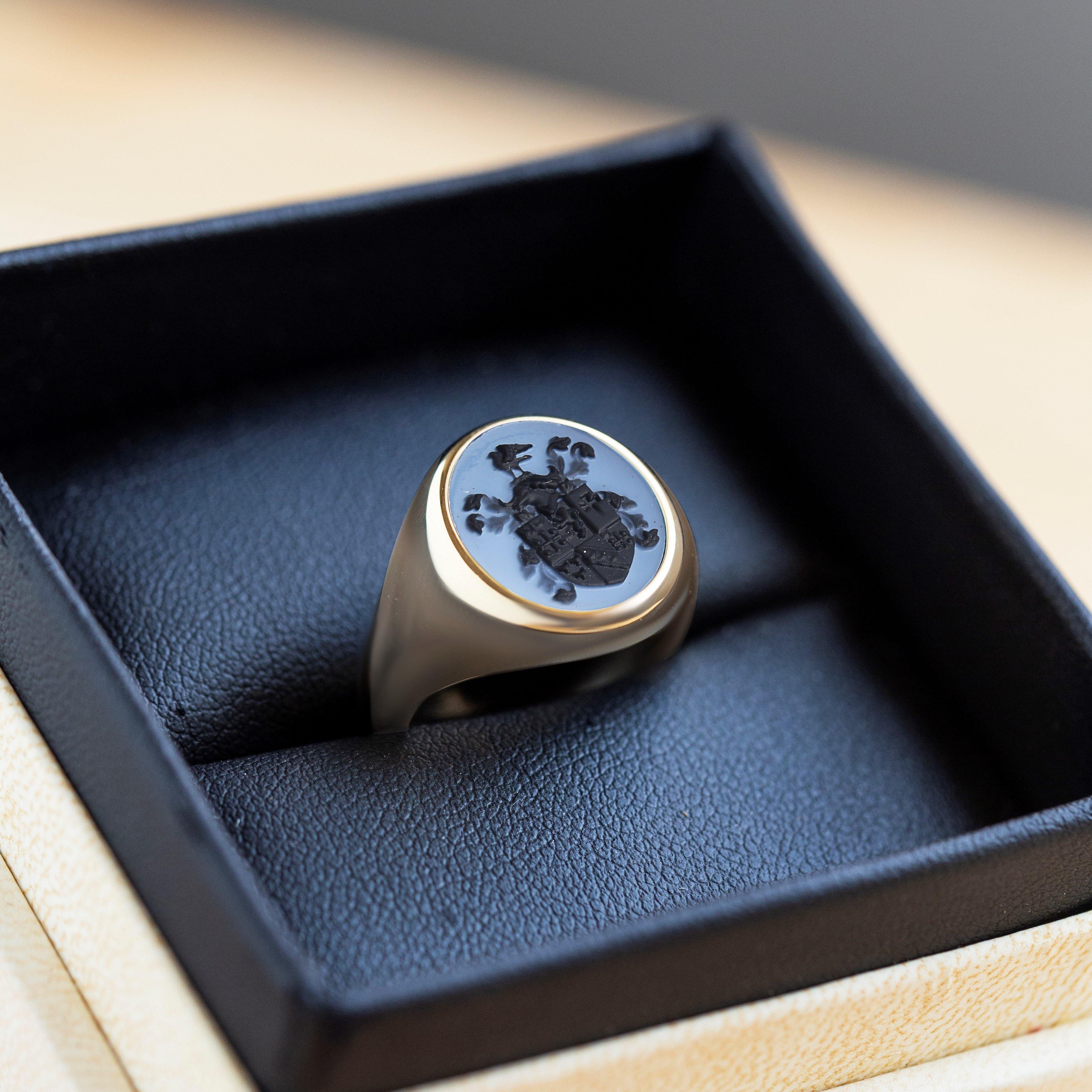 BLUE AGATE FAMILY CREST RING - Danelian Jewelry