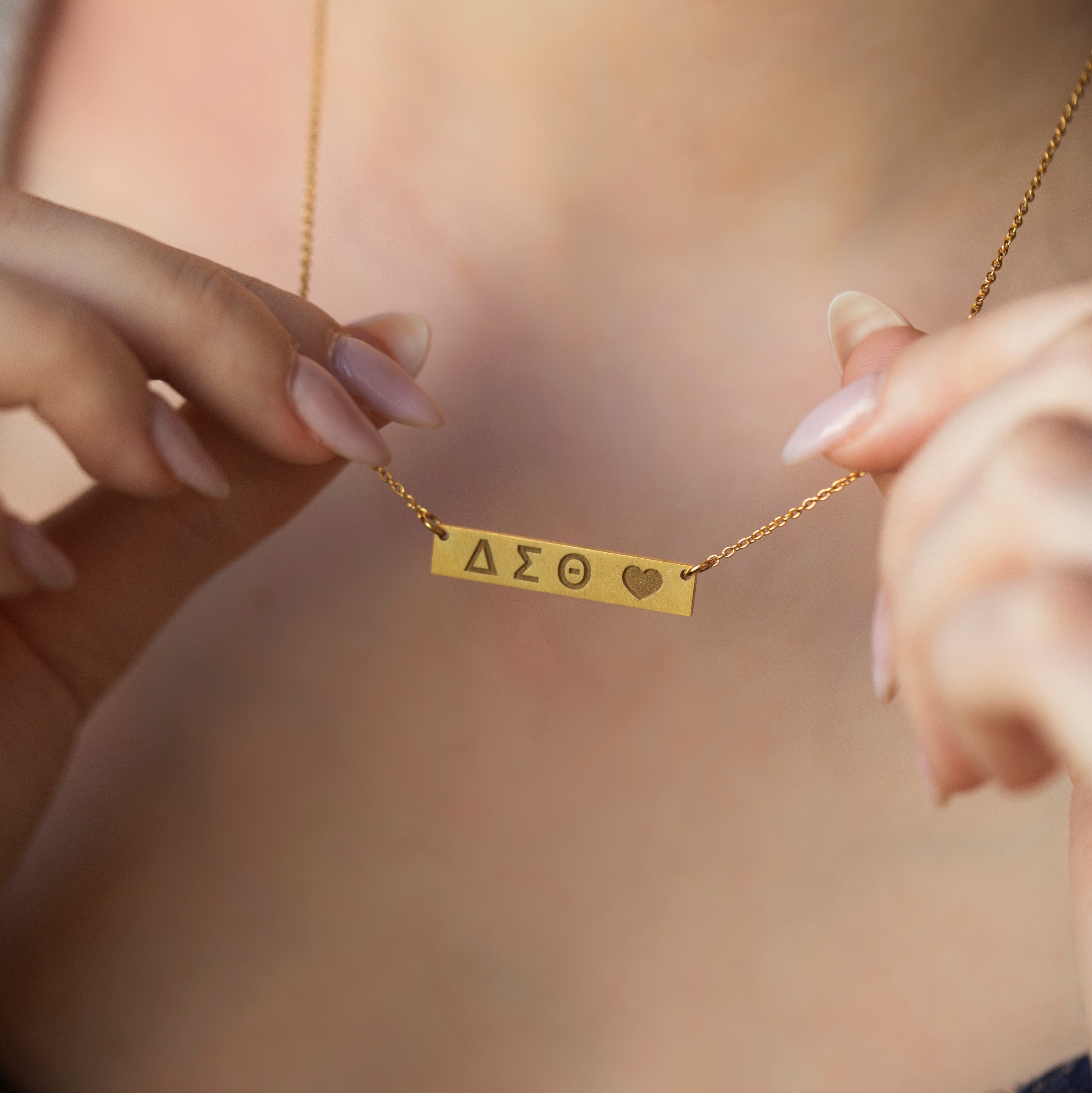 HORIZONTAL LETTER NECKLACE - Danelian Jewelry