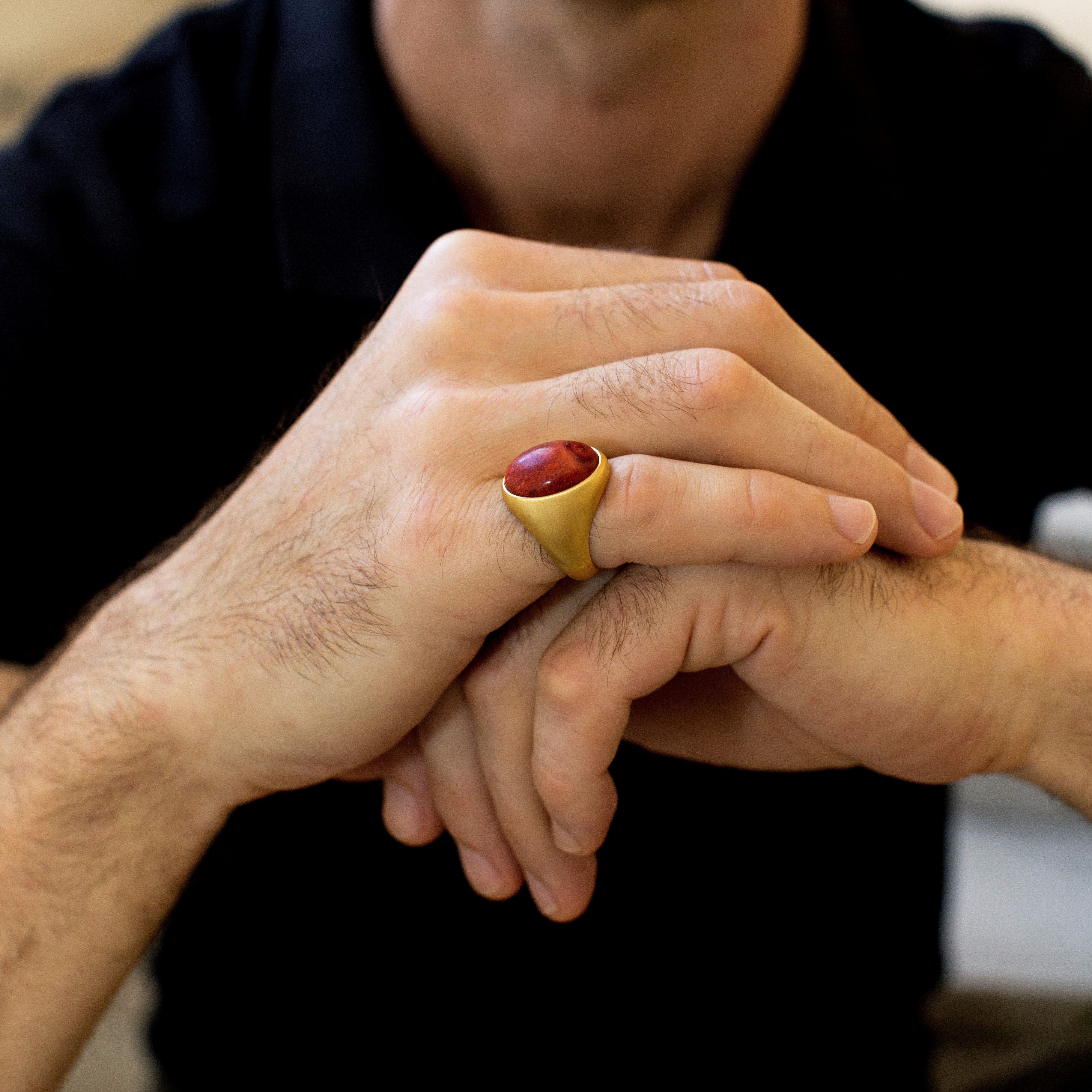 LARGE CARNELIAN SIGNET RING - Danelian Jewelry