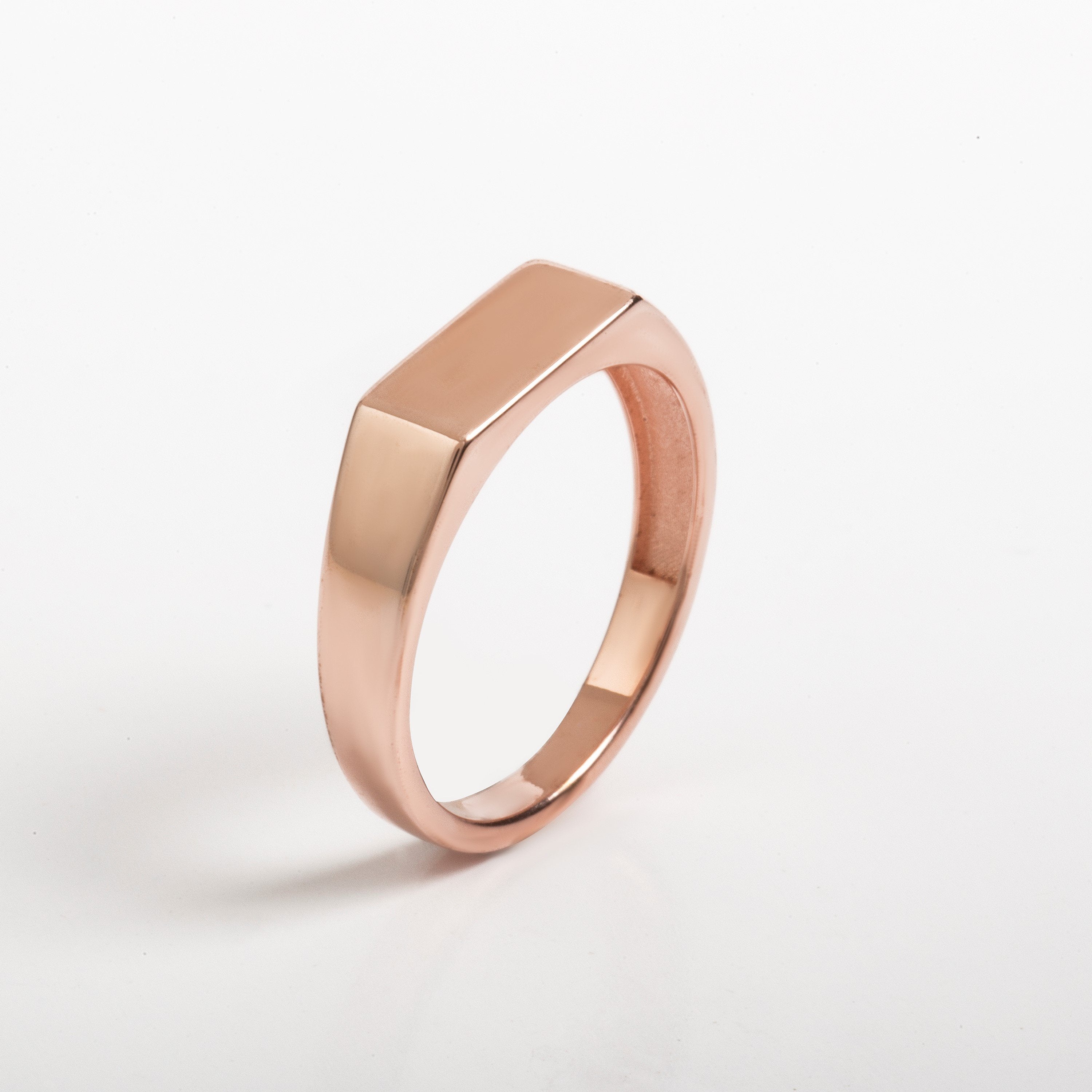 THIN SIGNET RING - Danelian Jewelry