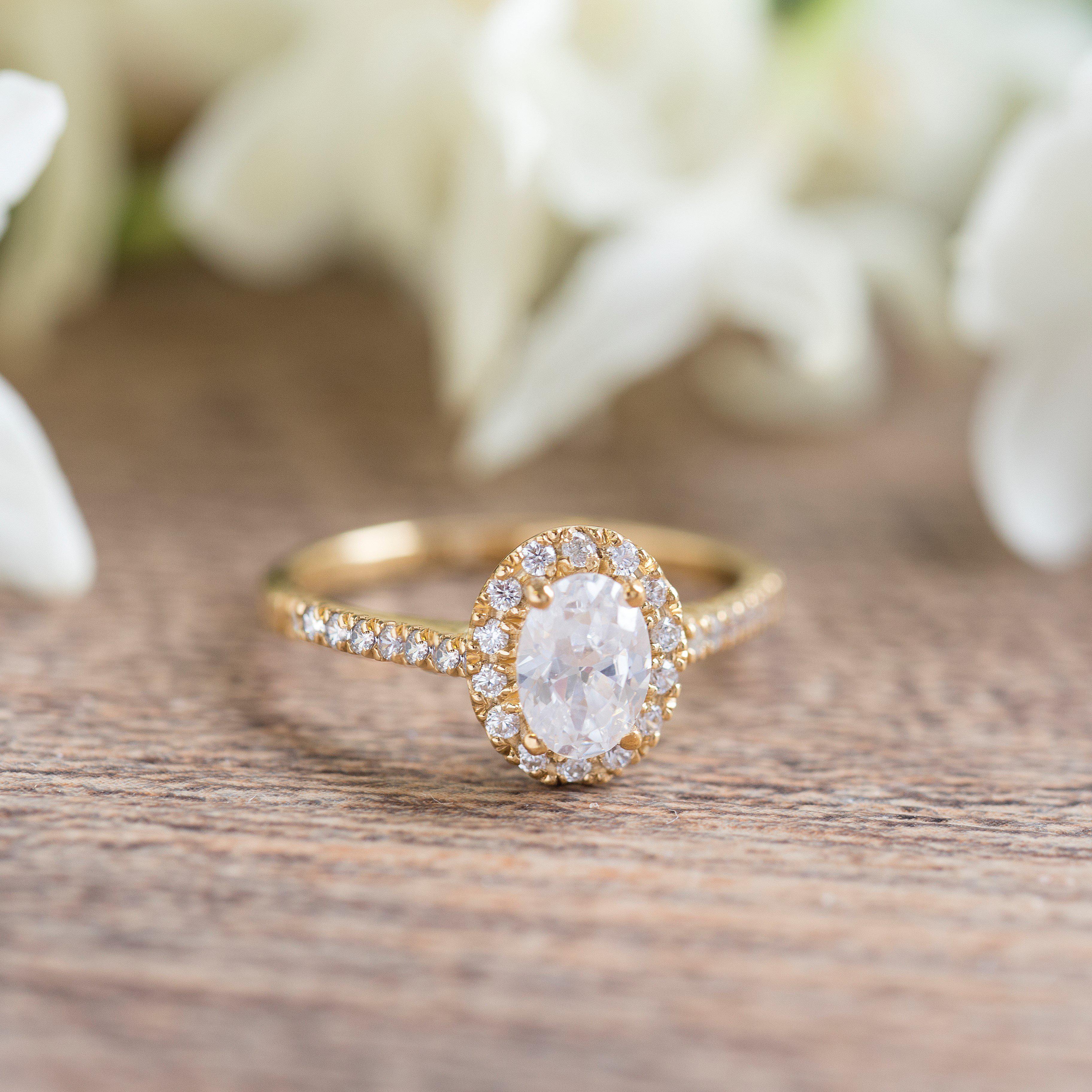 OVAL HALO DIAMOND RING - Danelian Jewelry