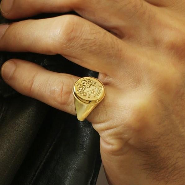CUSTOM FAMILY CREST RING - Danelian Jewelry