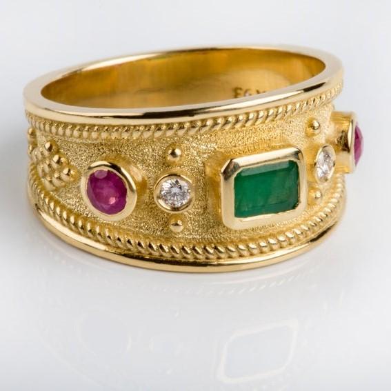 EMERALD BYZANTINE RING - Danelian Jewelry