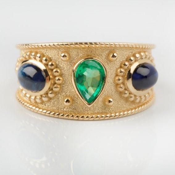 EMERALD BYZANTINE RING - Danelian Jewelry