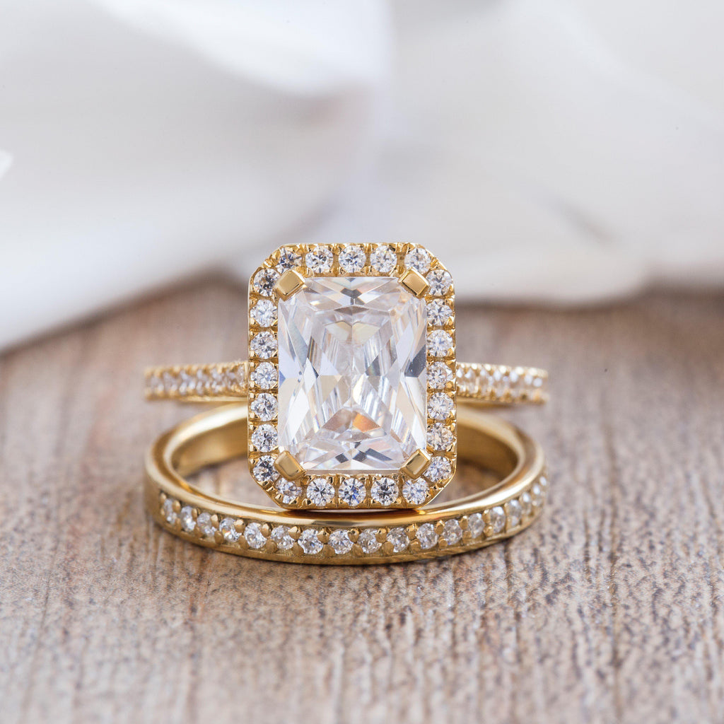 EMERALD CUT ENGAGEMENT RING - Danelian Jewelry