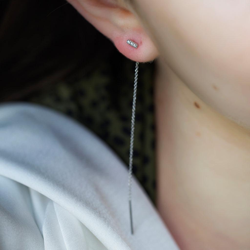 WHITE DIAMOND BAR - Danelian Jewelry