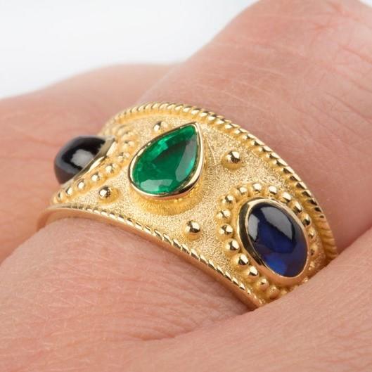 EMERALD BYZANTINE RING - Danelian Jewelry