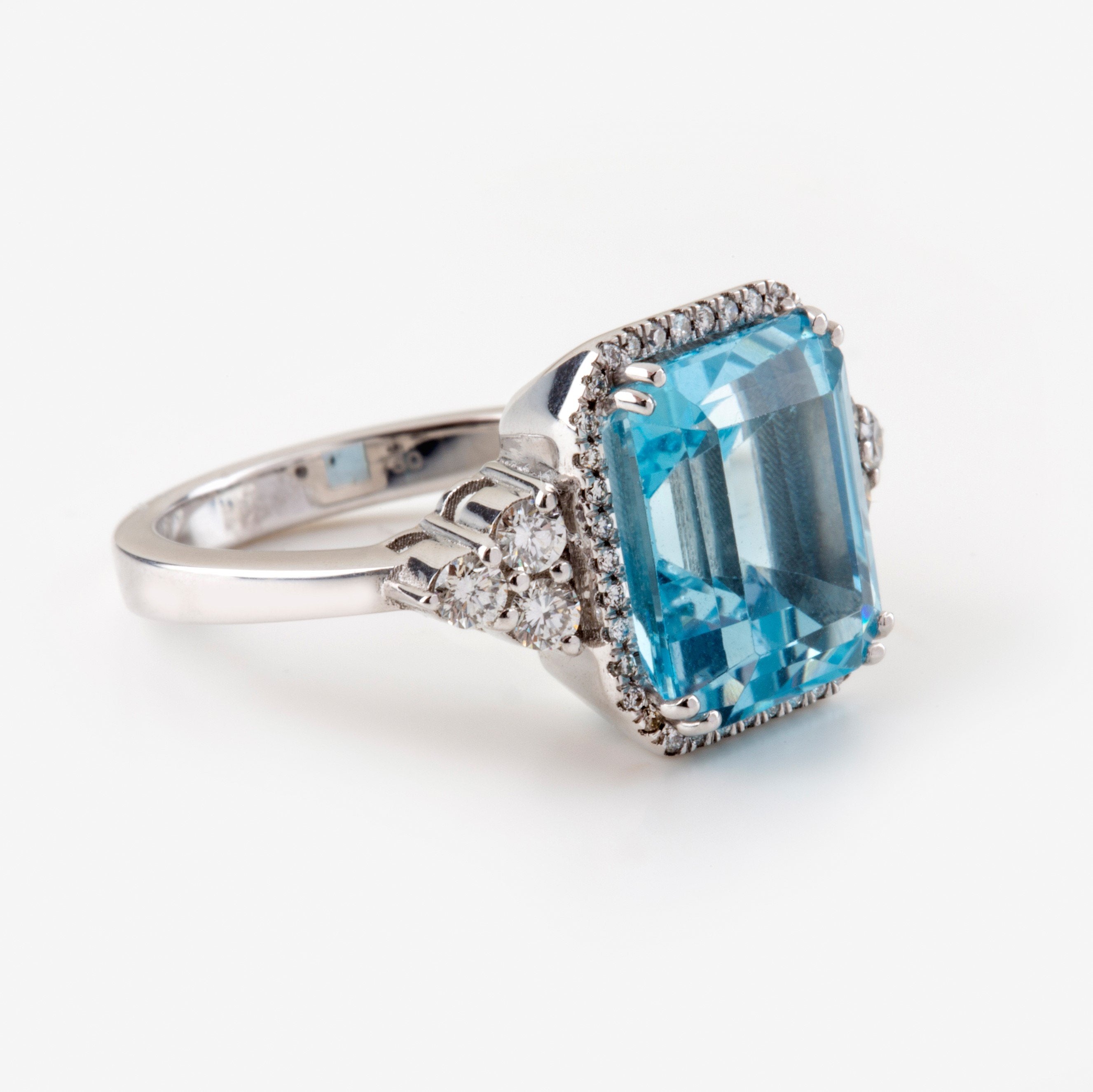 AQUAMARINE DIAMOND RING - Danelian Jewelry