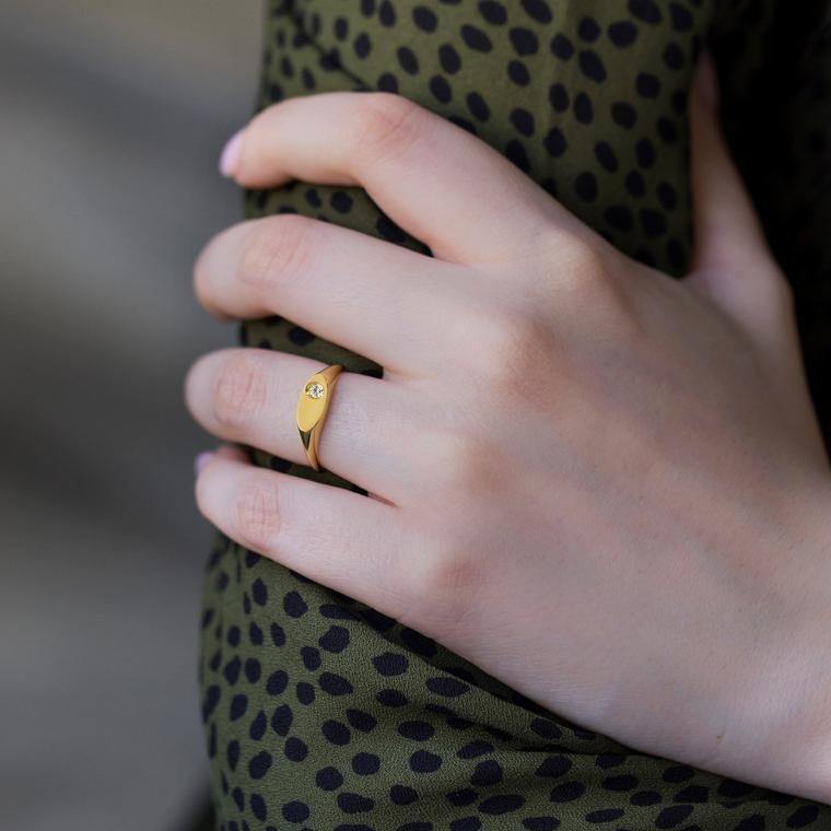 DIAMOND SIGNET RING - Danelian Jewelry